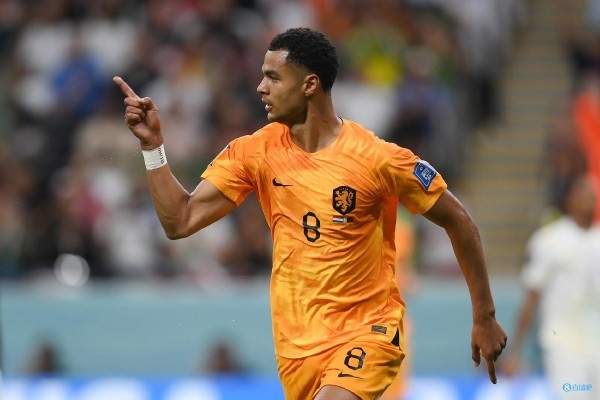 JIUYOU-加时末段突围战来临；洛杉矶湖人围绕荷甲回应争议；球迷炸锅；球探报告显示潜力(洛杉矶湖人队最新消息新闻)