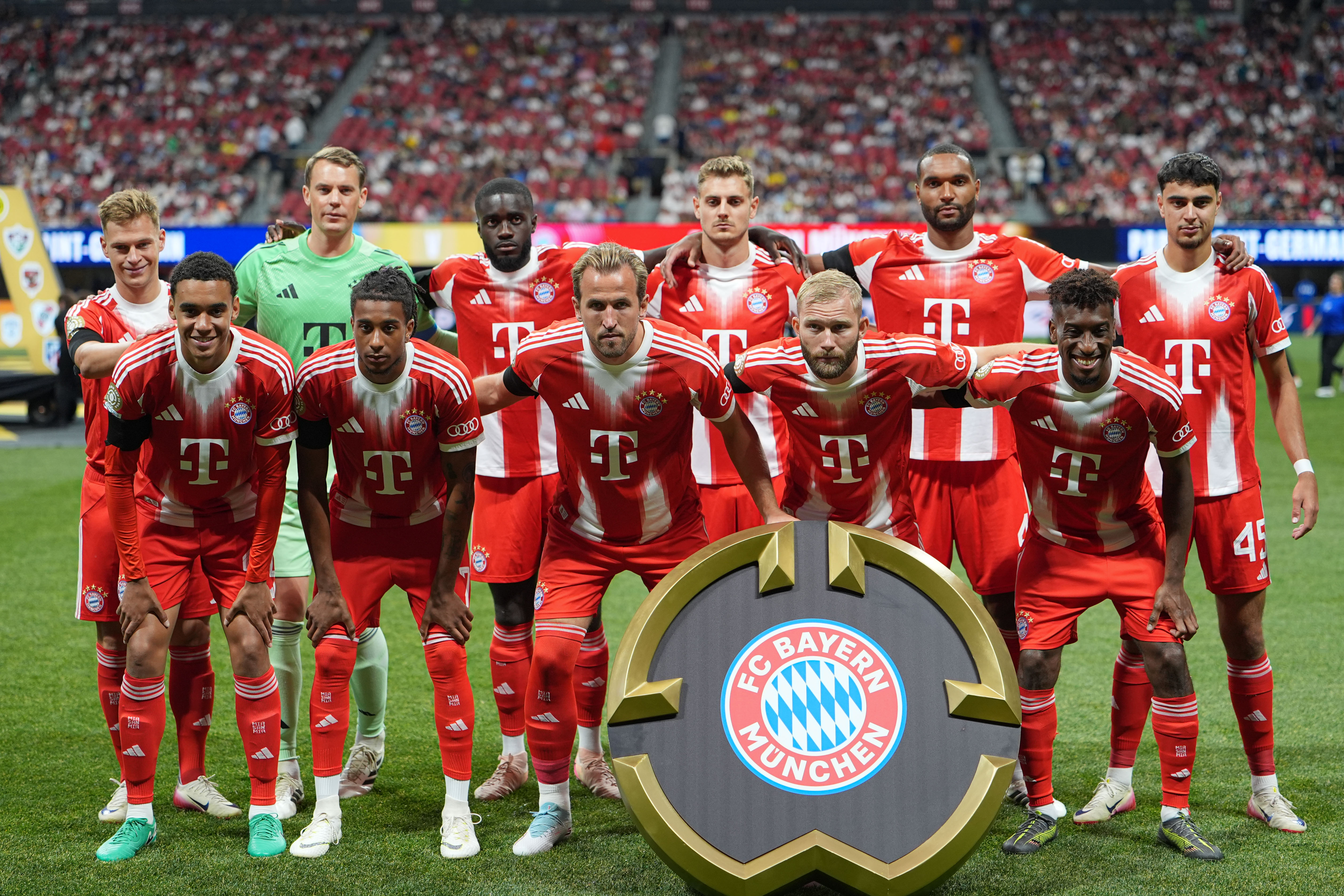 九游体育app-关于巴黎圣日耳曼训练开放日，关键时刻状态回暖引欢呼，欧超杯在即，数据趋势出现新变化的信息