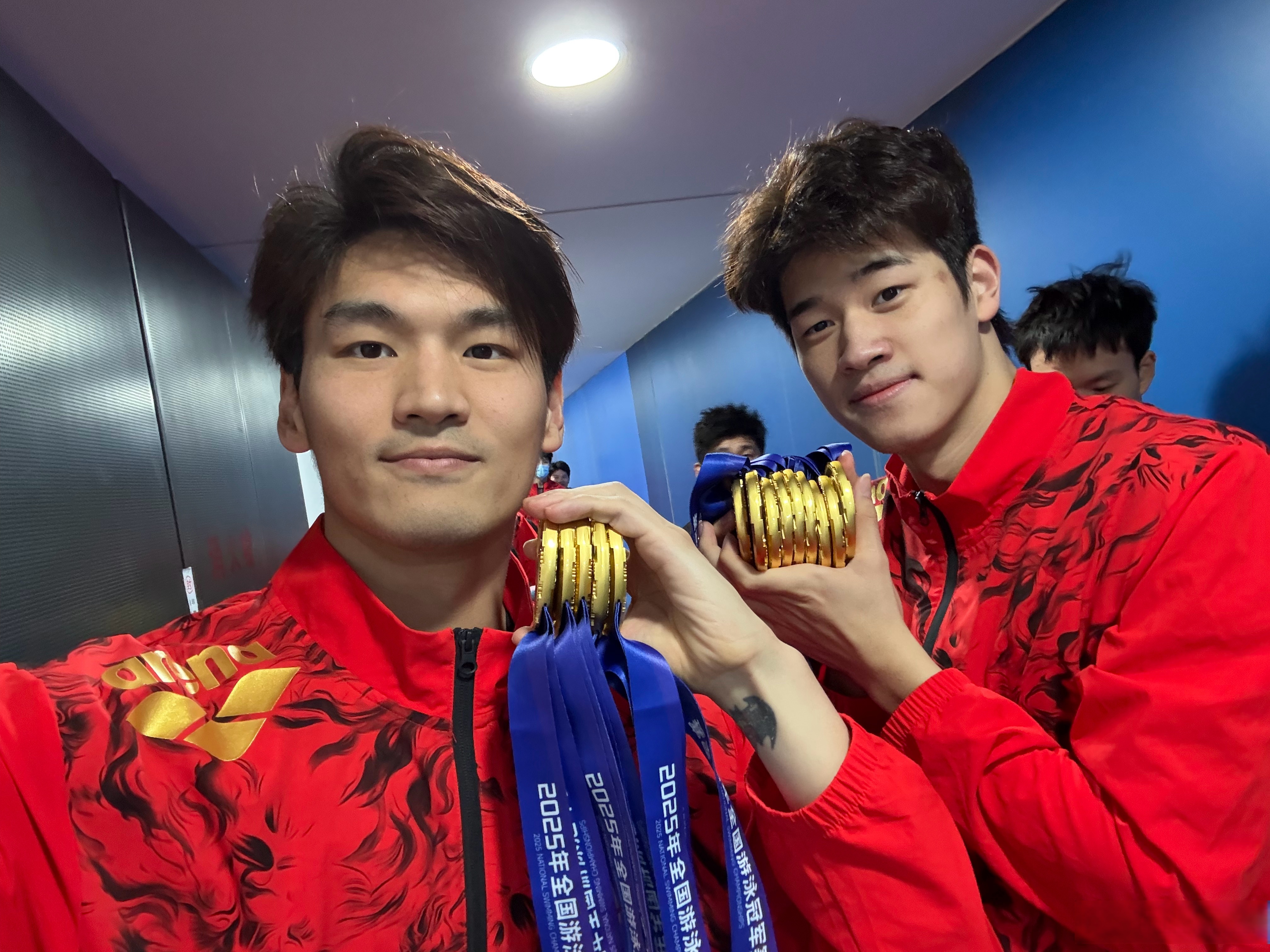 九游体育-包含浙江队发布备战花絮；赛前手感冰凉；欧超杯任务艰巨；球队文化再被提及的词条